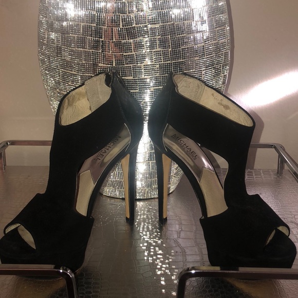 Black suede Michael Kors Platform Heels - Picture 3 of 3